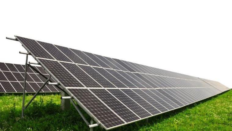 Green Energy Startup Secures Major Funding to Expand Solar Technology