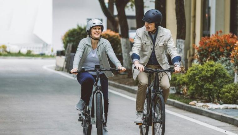 How Urban Cycling Impacts Your Health & Commute